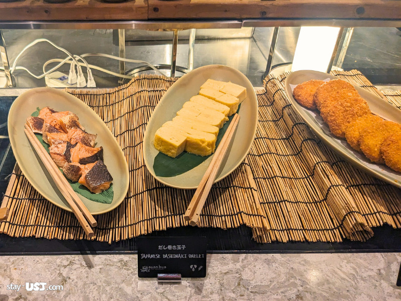 センタラグランドホテル大阪のレストラン・朝食ビュッフェの出汁巻き卵と焼き魚